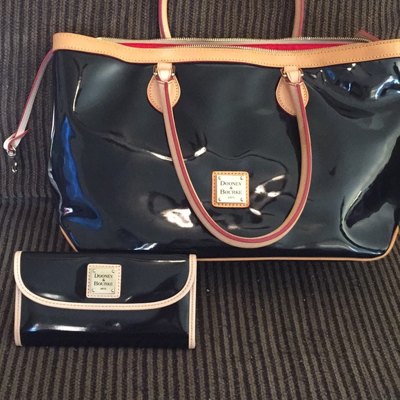 Dooney & Bourke Handbags - Dooney & Burke bag and matching wallet